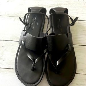 American Eagle outfitters, black thong sandals